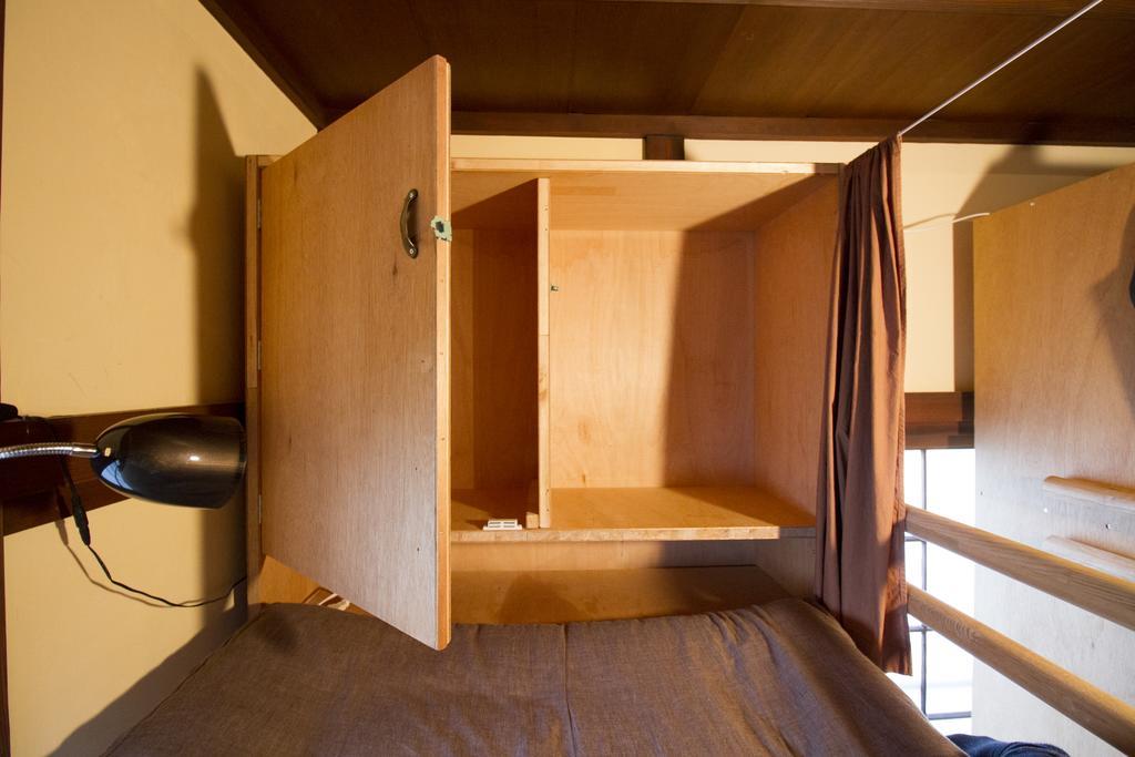 Roku Hostel Hiroszima Zewnętrze zdjęcie